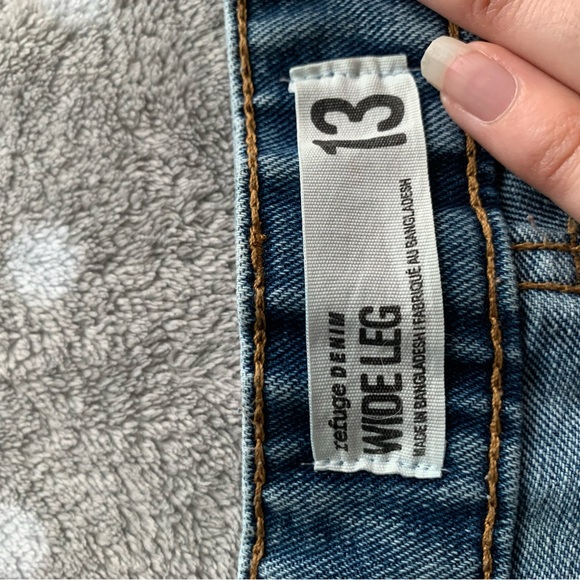 Ripped high rise jeans - Picture 7 of 7